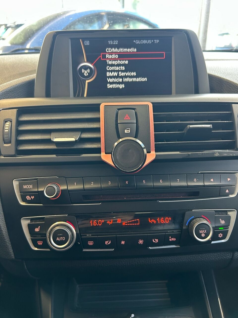 Sort BMW 118d fra 2011