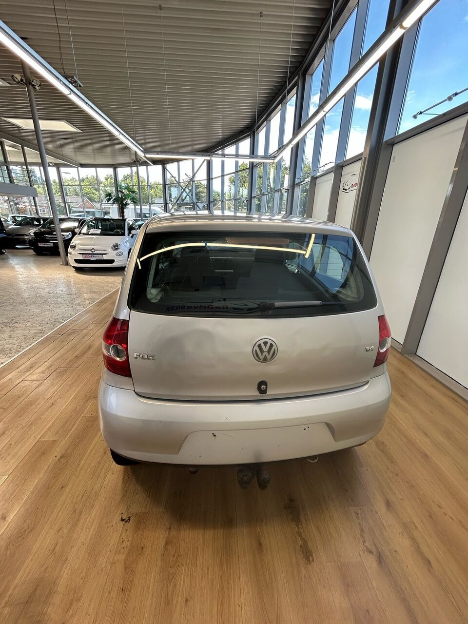 Sølv VW Fox fra 2006