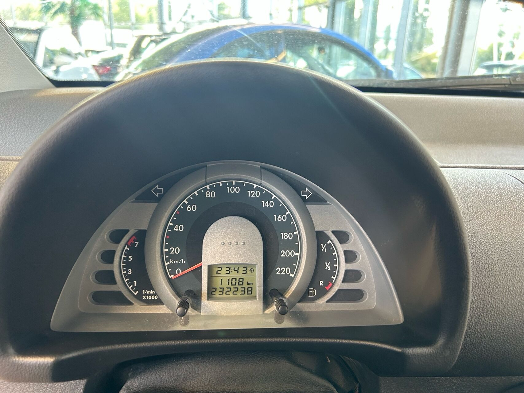 Sølv VW Fox fra 2006