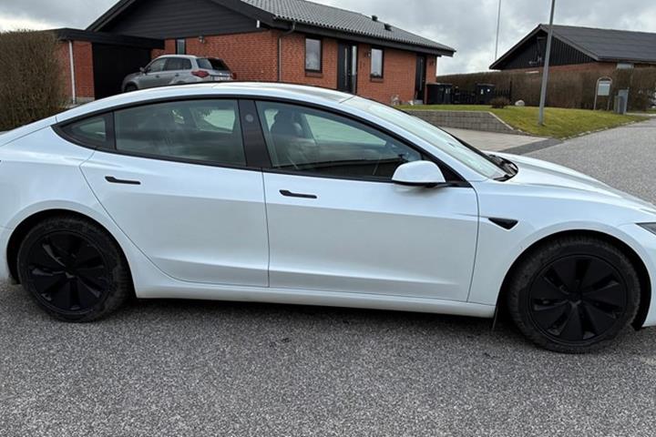 undefined Tesla Model 3 fra 2024