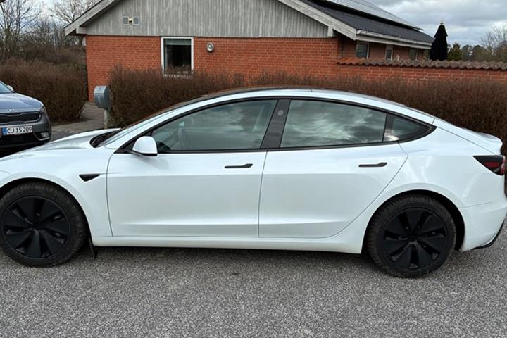 undefined Tesla Model 3 fra 2024
