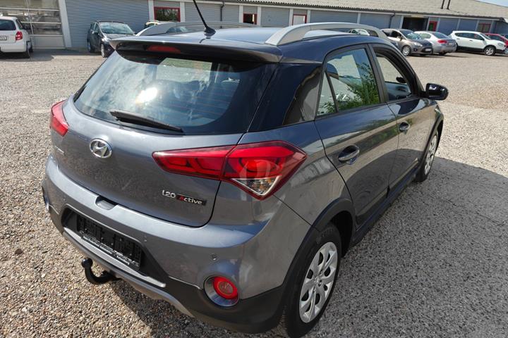 undefined Hyundai i20 Active Cross fra 2016