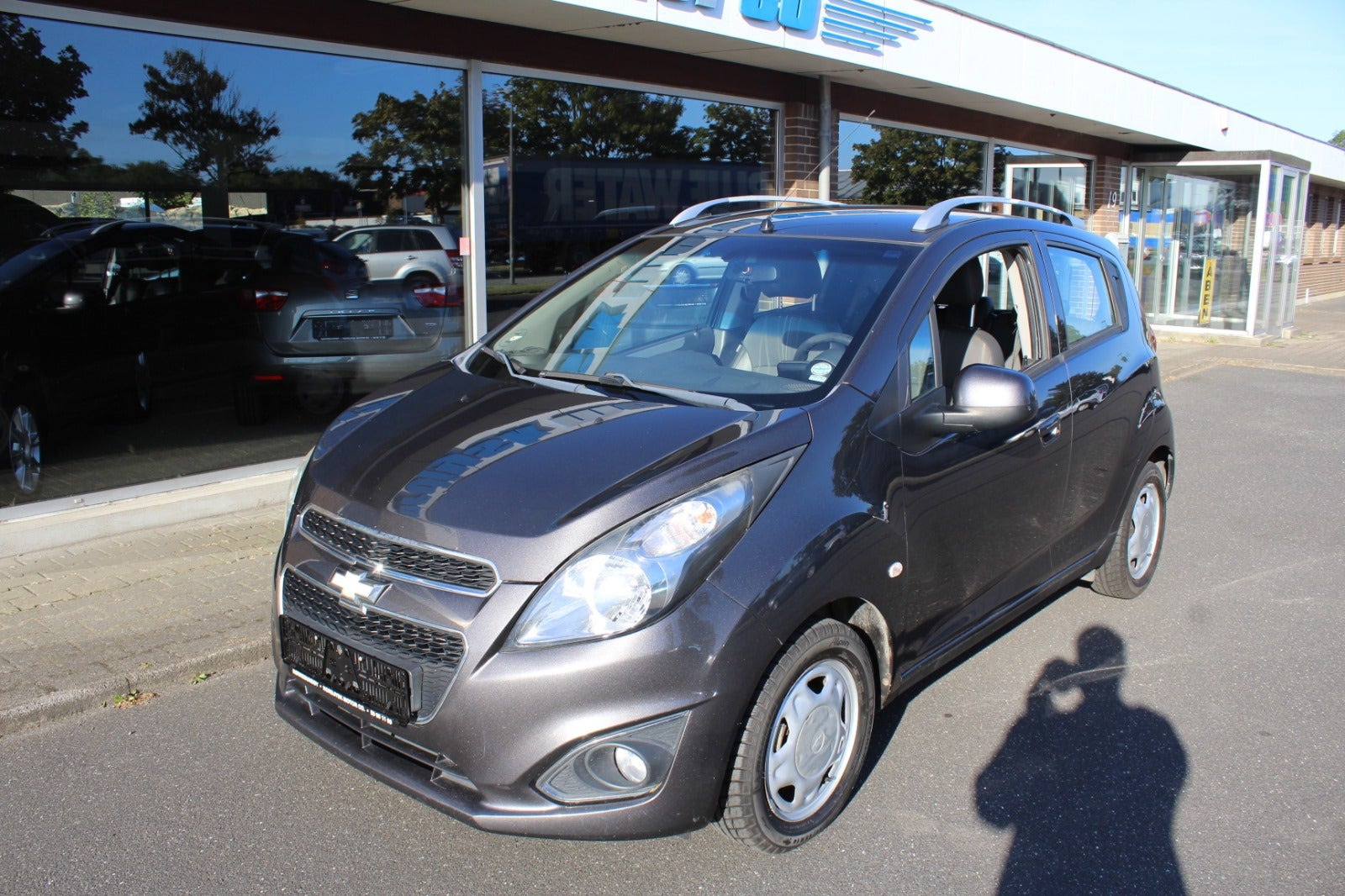 Grå Chevrolet Spark fra 2013