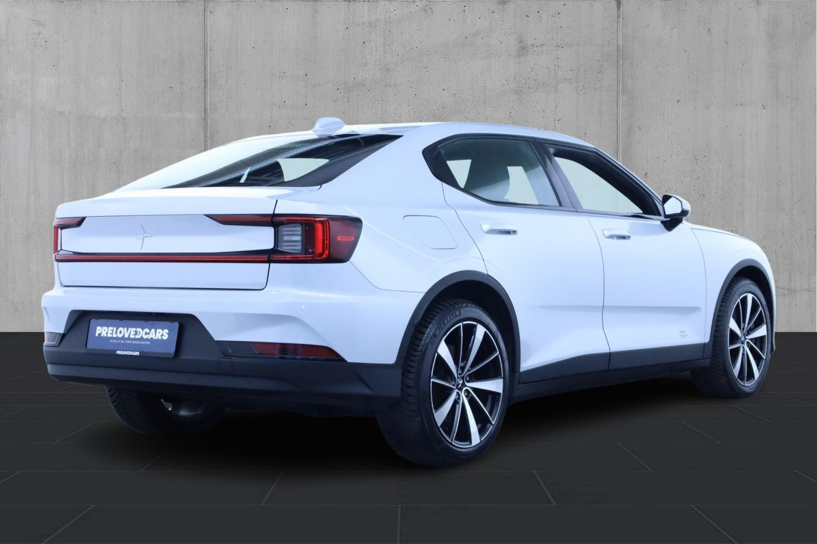 Hvid Polestar 2 fra 2023