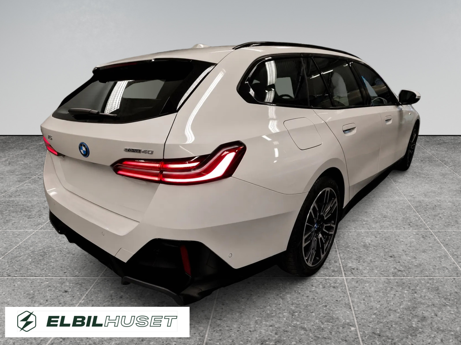 Hvid BMW i5 fra 2025