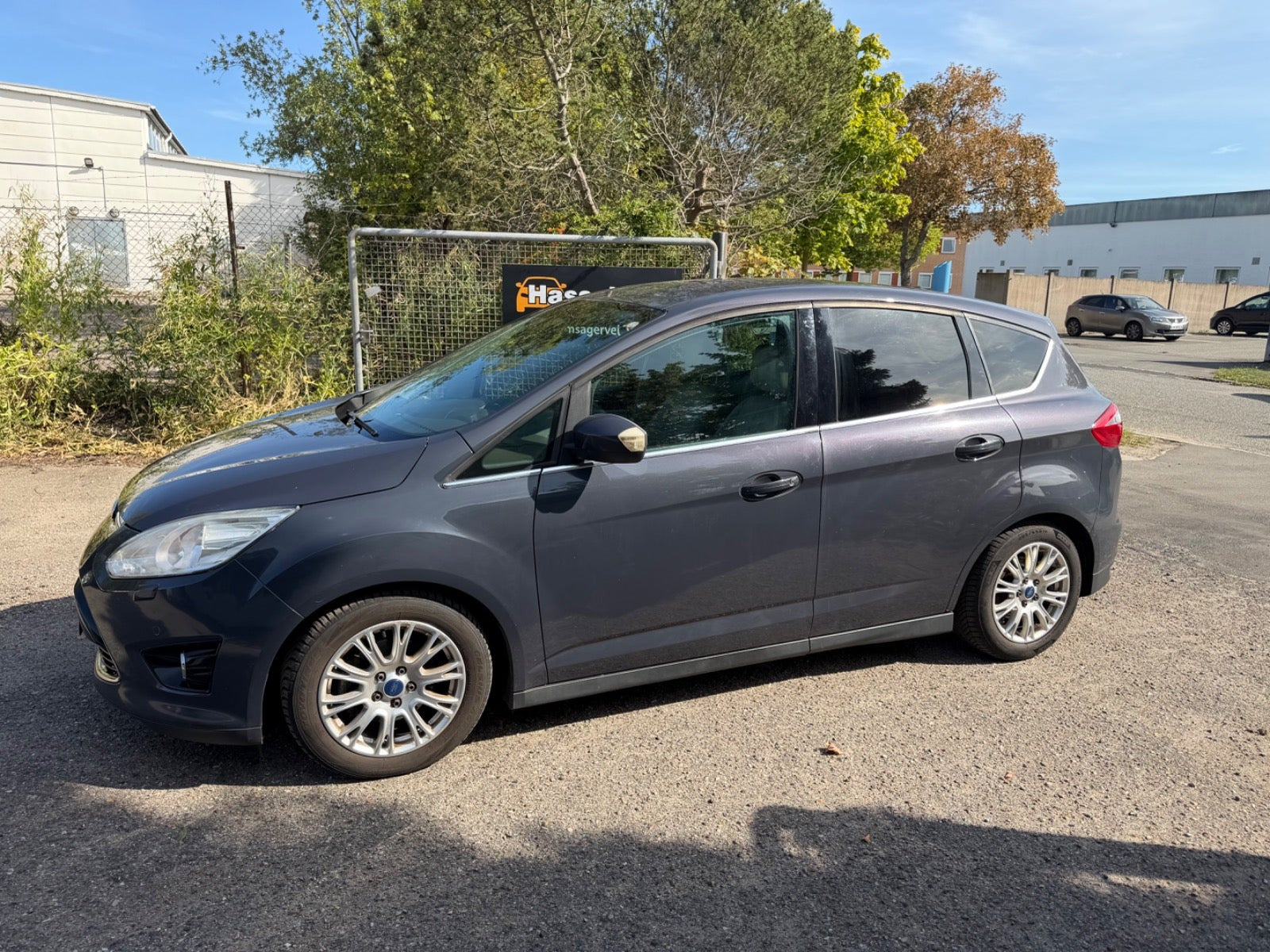 Grøn Ford C-MAX fra 2011