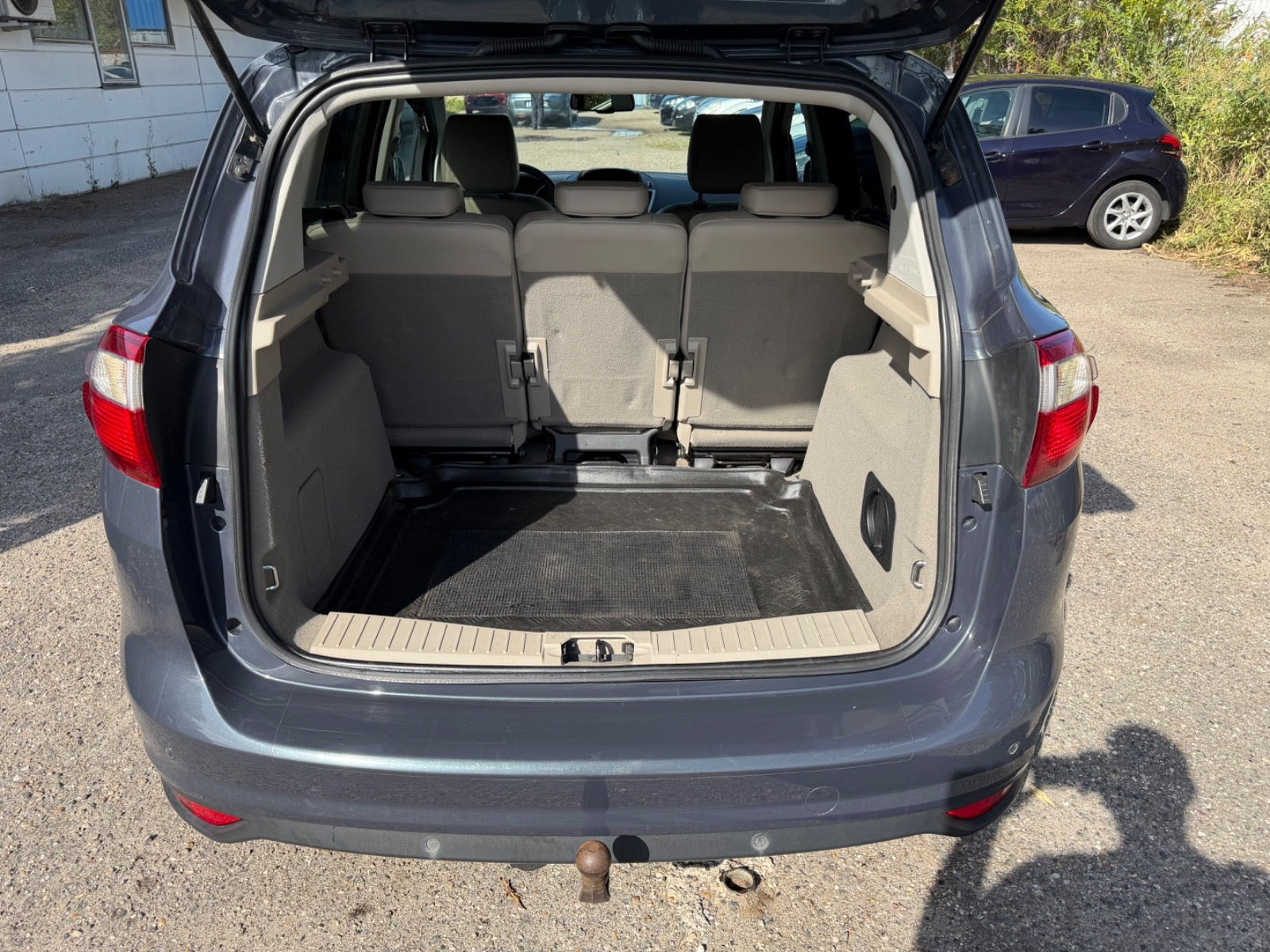 Grøn Ford C-MAX fra 2011