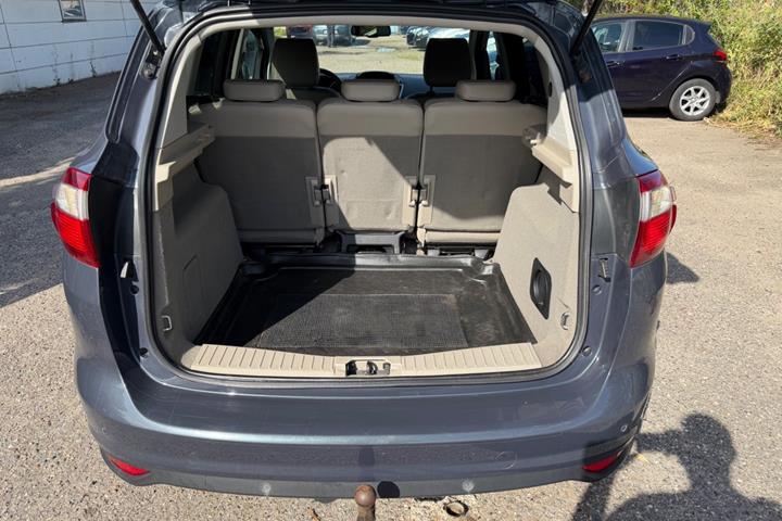 Grøn Ford C-MAX fra 2011