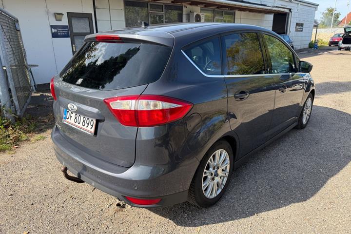 Grøn Ford C-MAX fra 2011
