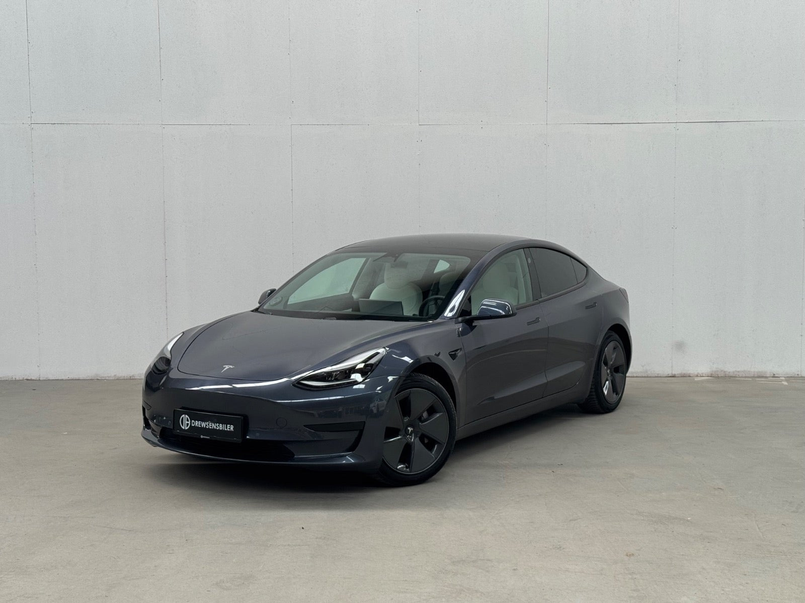 Tesla Model 3 Standard Range+ RWD