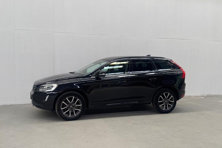 Sort Volvo XC60 fra 2015