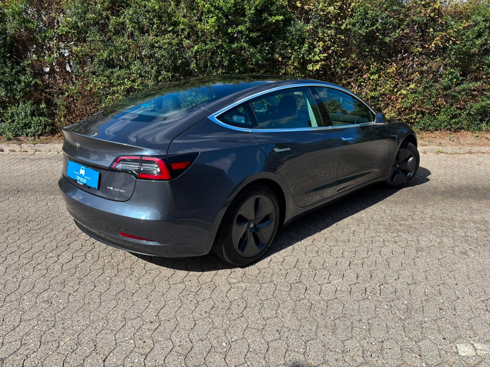 undefined Tesla Model 3 fra 2020