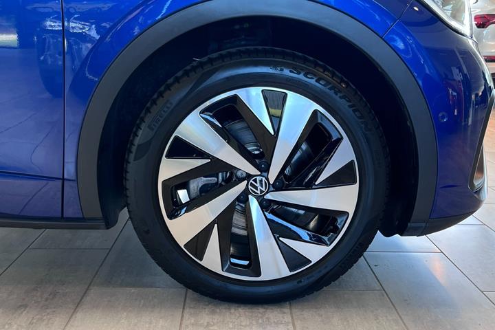 Blå VW ID.5 fra 2024