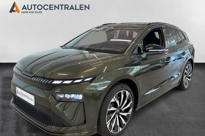 Grøn Skoda Enyaq fra 2026 set udefra