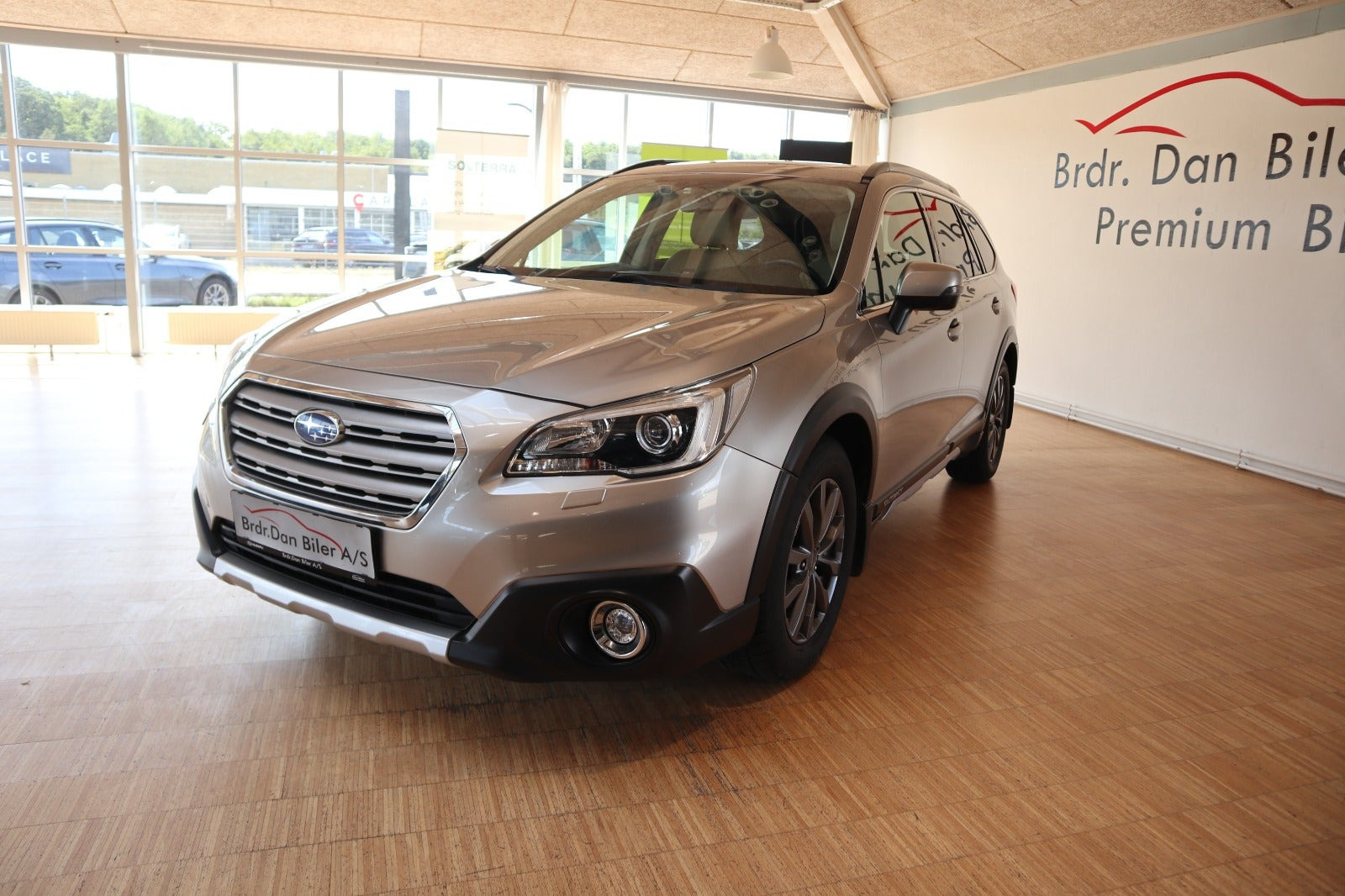 Subaru Outback 2,0 D Summit CVT AWD