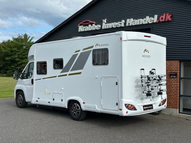 Hvid Fiat Mooveo fra 2023