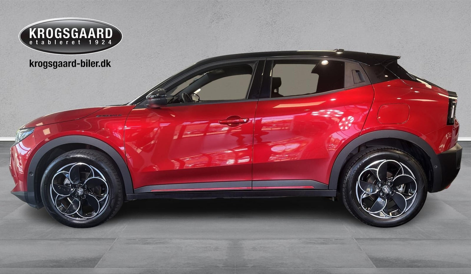 Rød Alfa Romeo Junior fra 2025