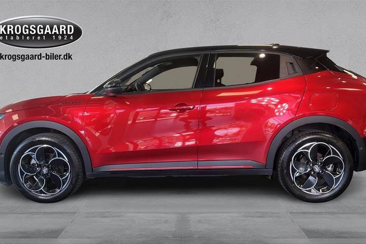 Rød Alfa Romeo Junior fra 2025