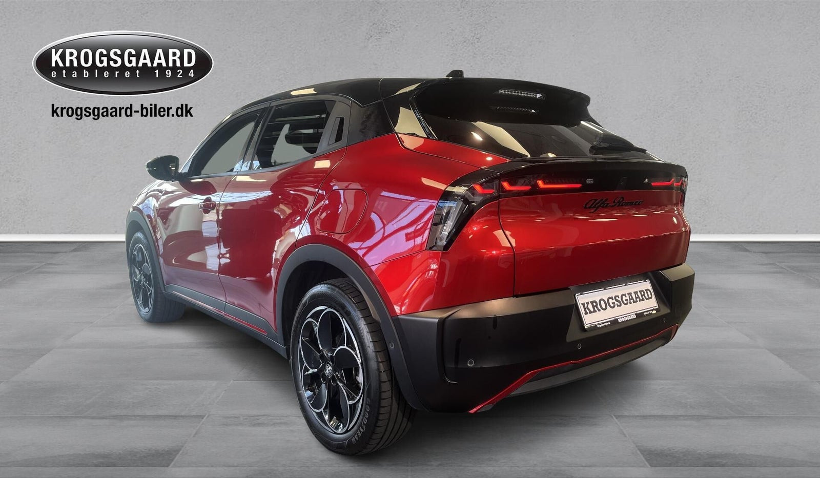 Rød Alfa Romeo Junior fra 2025