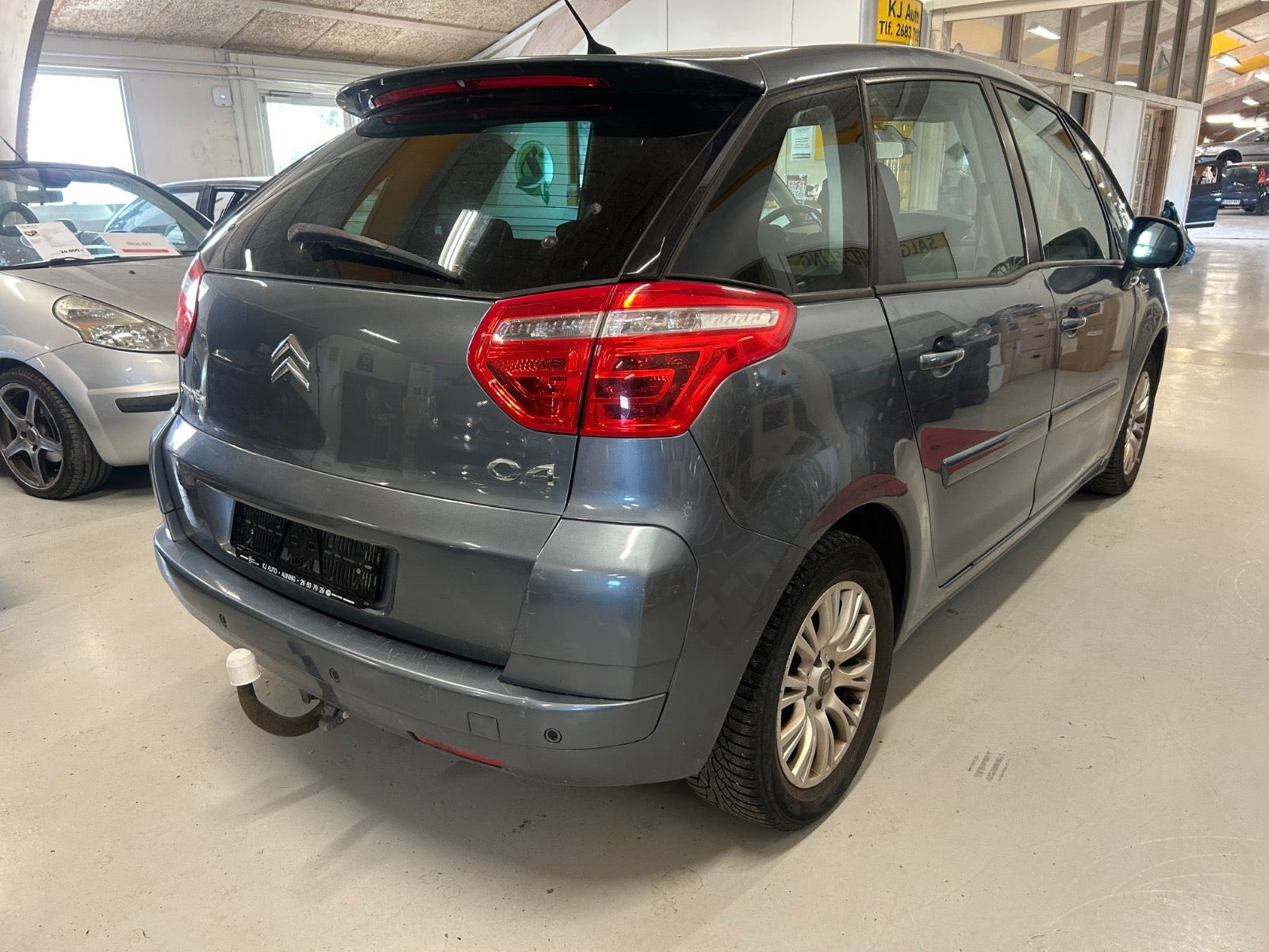 Grå Citroën C4 Picasso fra 2009
