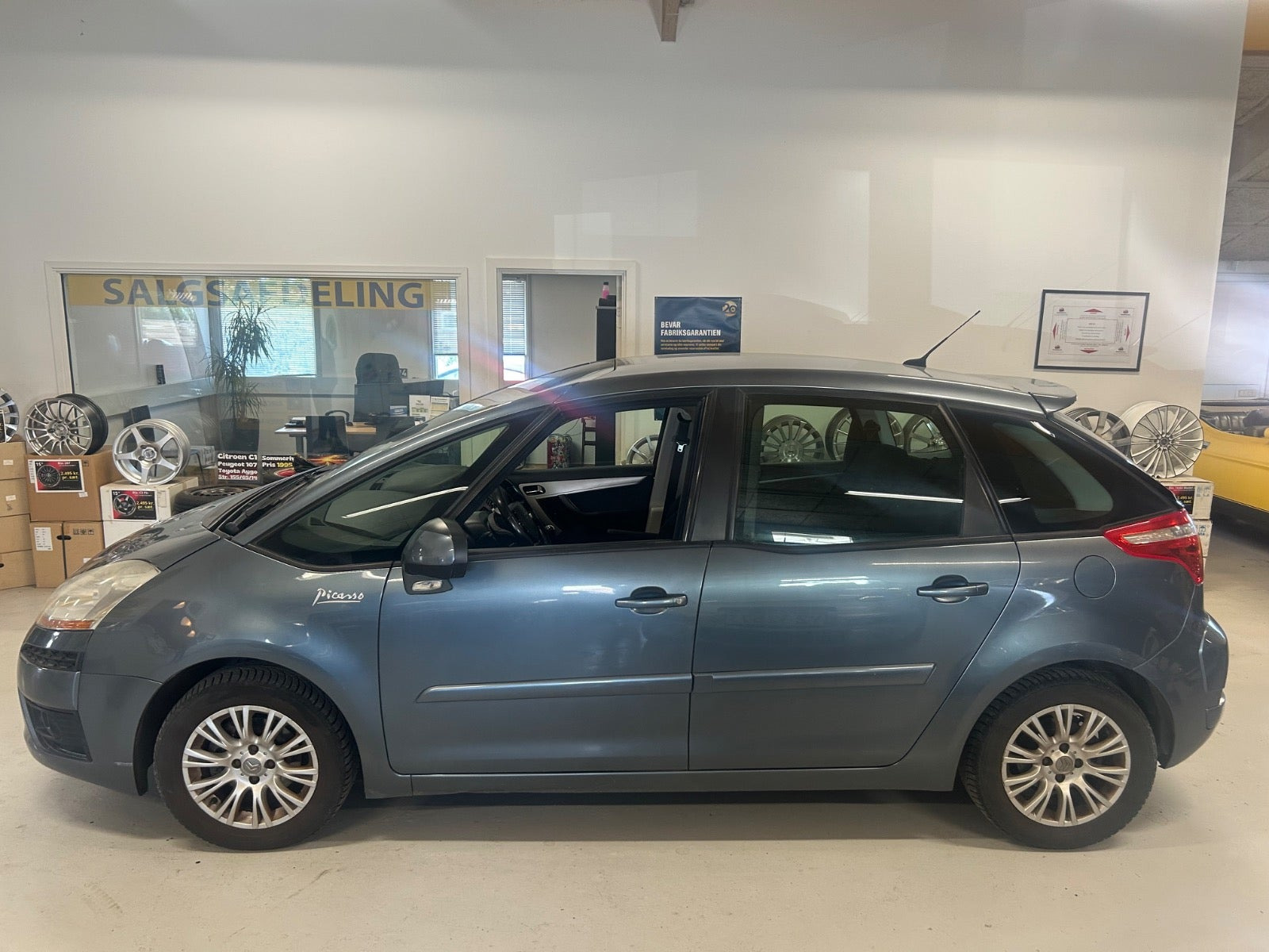 Grå Citroën C4 Picasso fra 2009