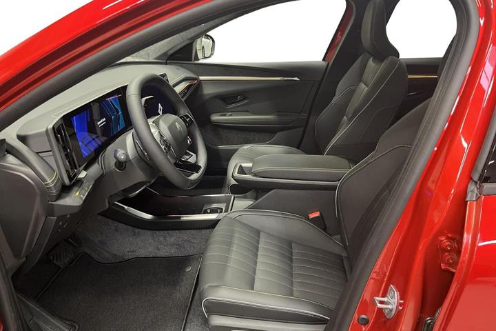 Rød Renault Scenic E-Tech fra 2026
