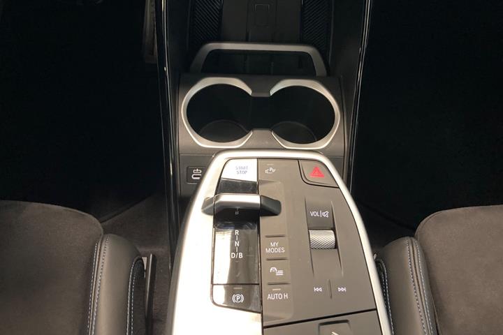 Sort BMW iX1 fra 2025