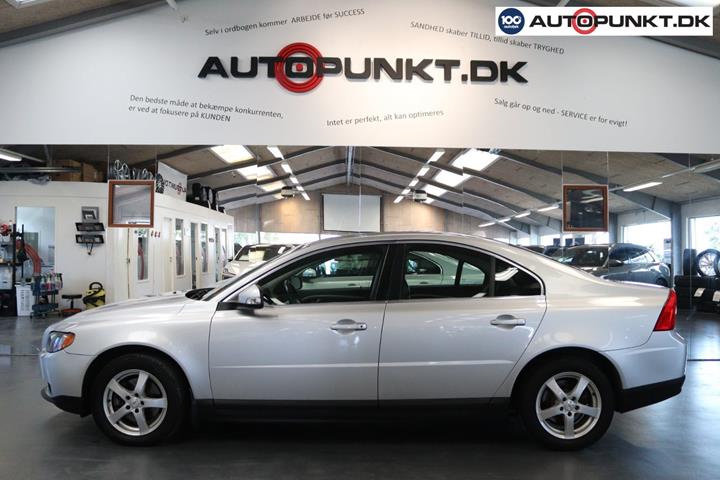 Sølv Volvo S80 fra 2006