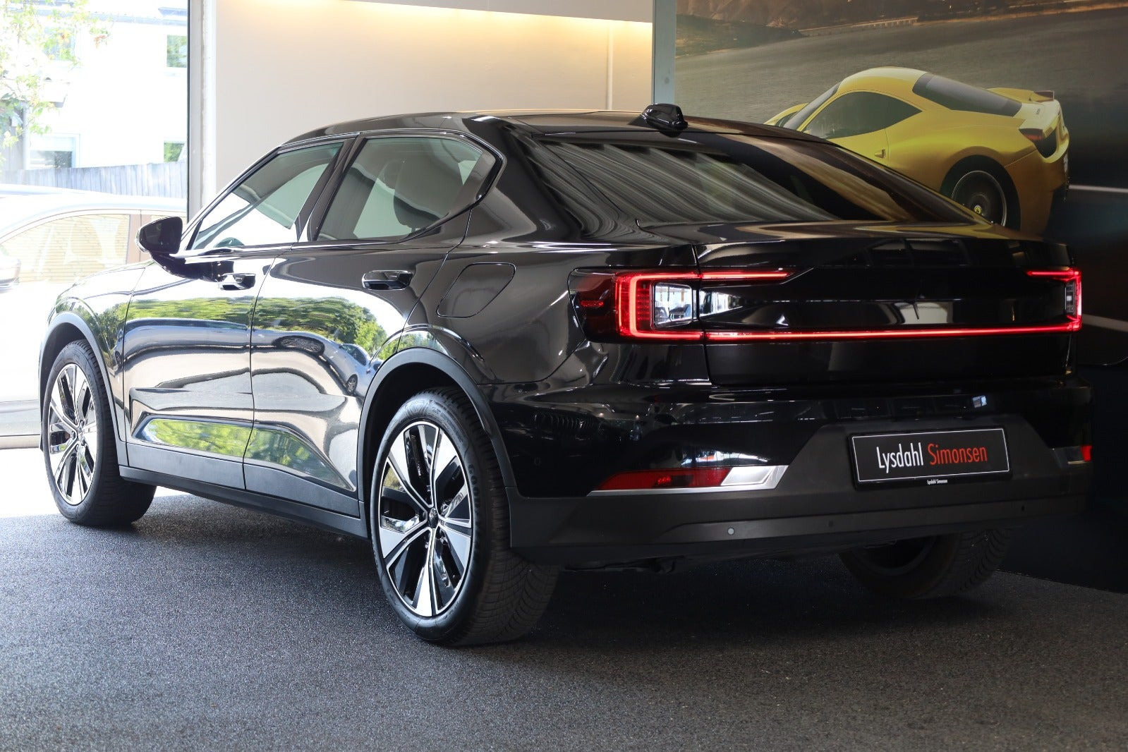 Sort Polestar 2 fra 2021