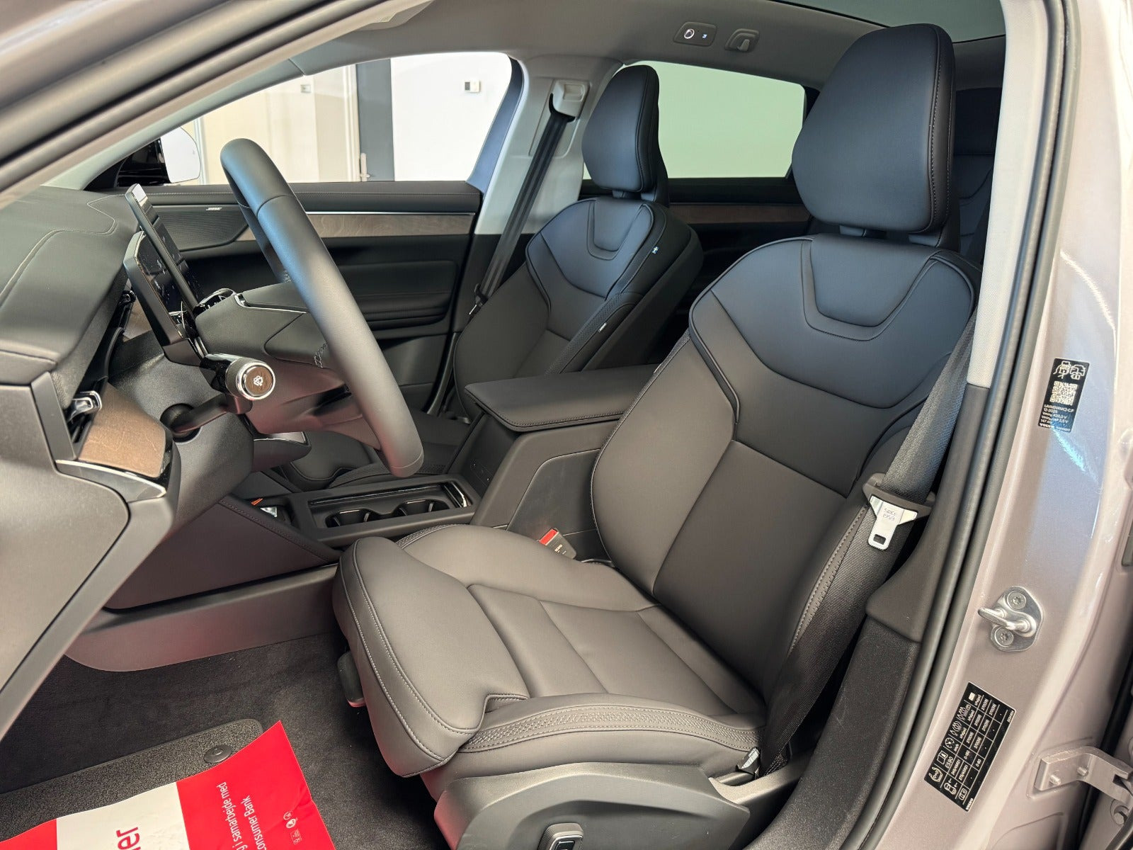 Orange Volvo ES90 fra 2026