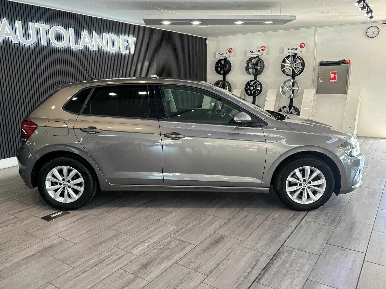Sort VW Polo fra 2020