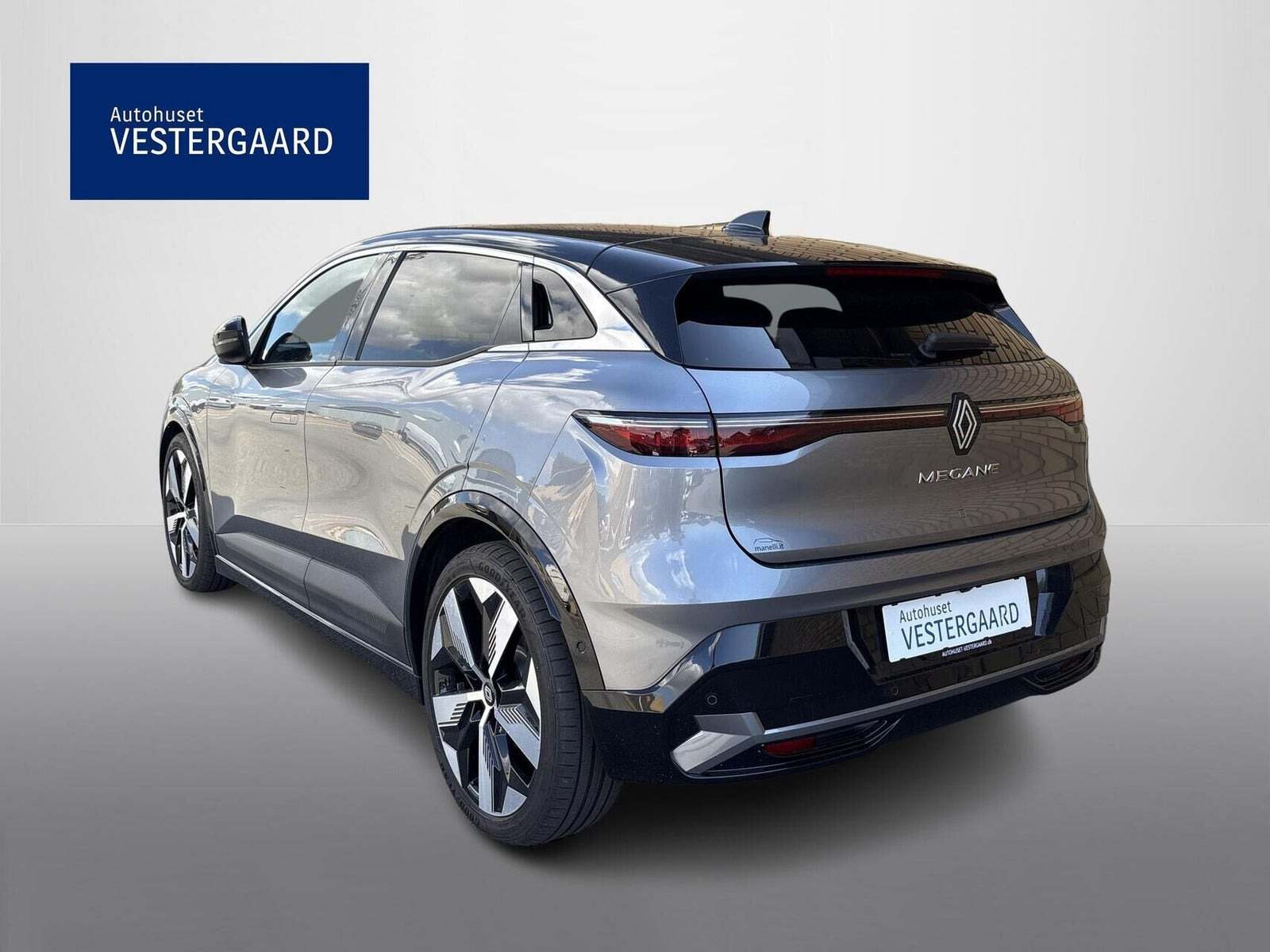 Grå Renault Megane E-Tech fra 2023