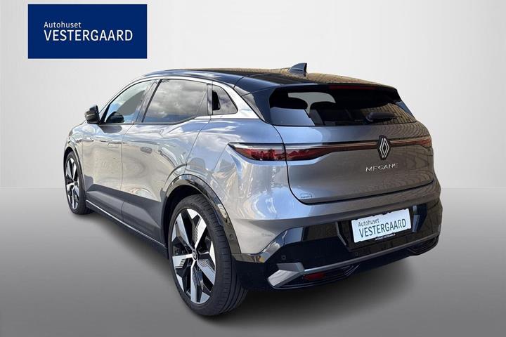 Grå Renault Megane E-Tech fra 2023