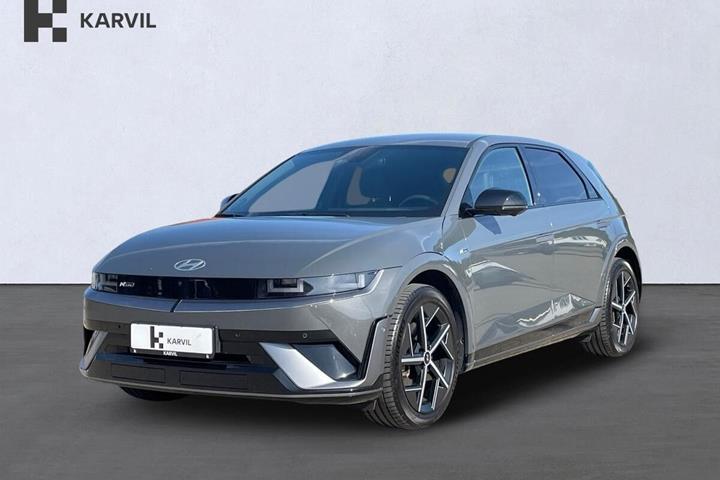 Grå Hyundai Ioniq 5 fra 2025