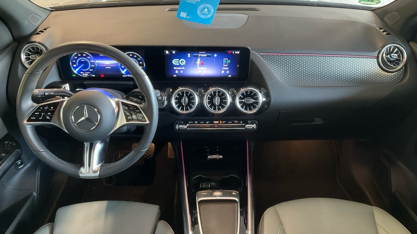 Sort Mercedes EQA250 fra 2025