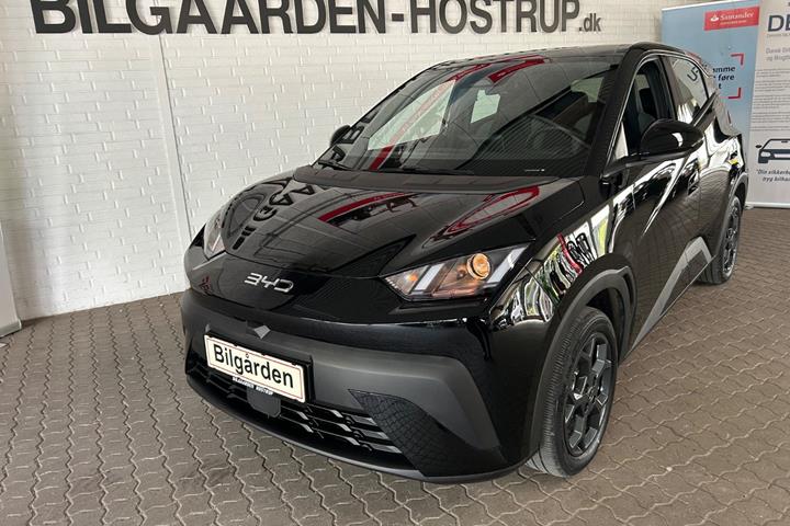 Sort BYD Dolphin Surf fra 2025 set udefra