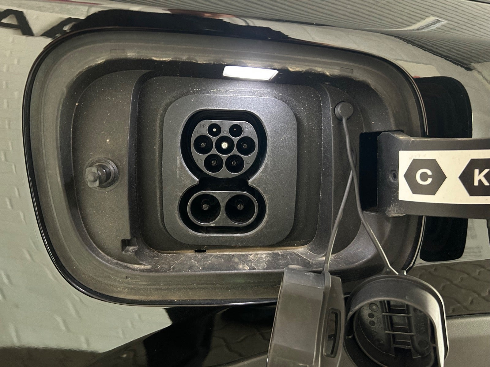 Sort BYD Dolphin Surf fra 2025