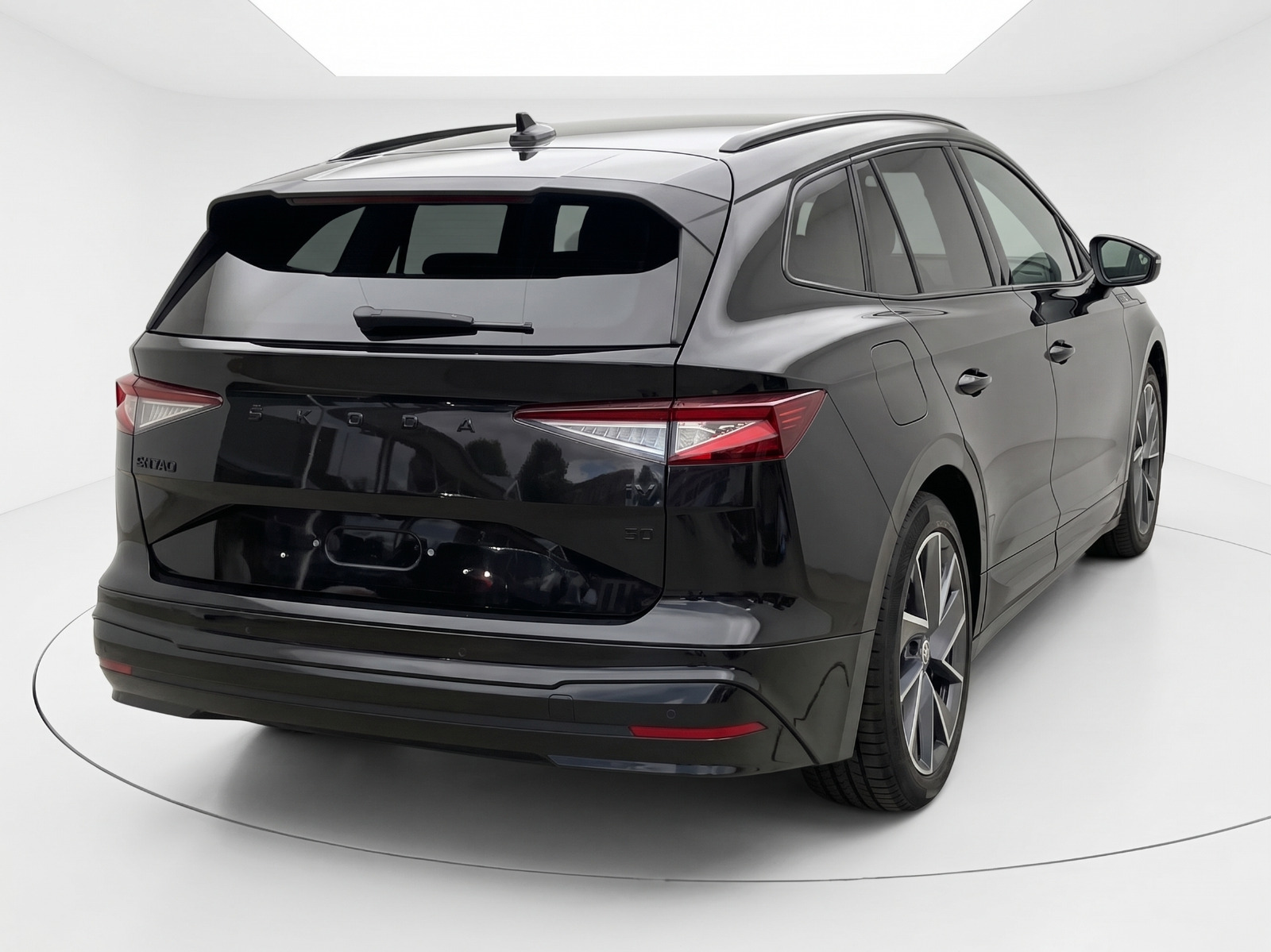Sort Skoda Enyaq fra 2022