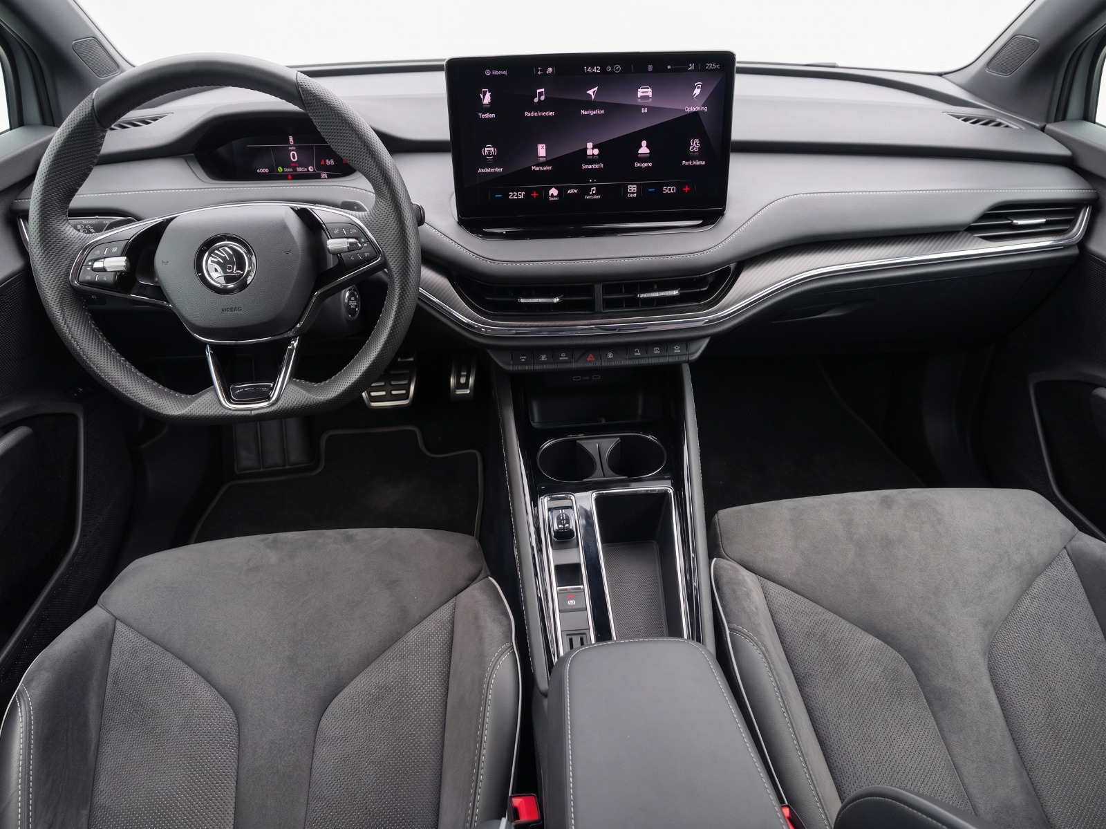 Sort Skoda Enyaq fra 2022