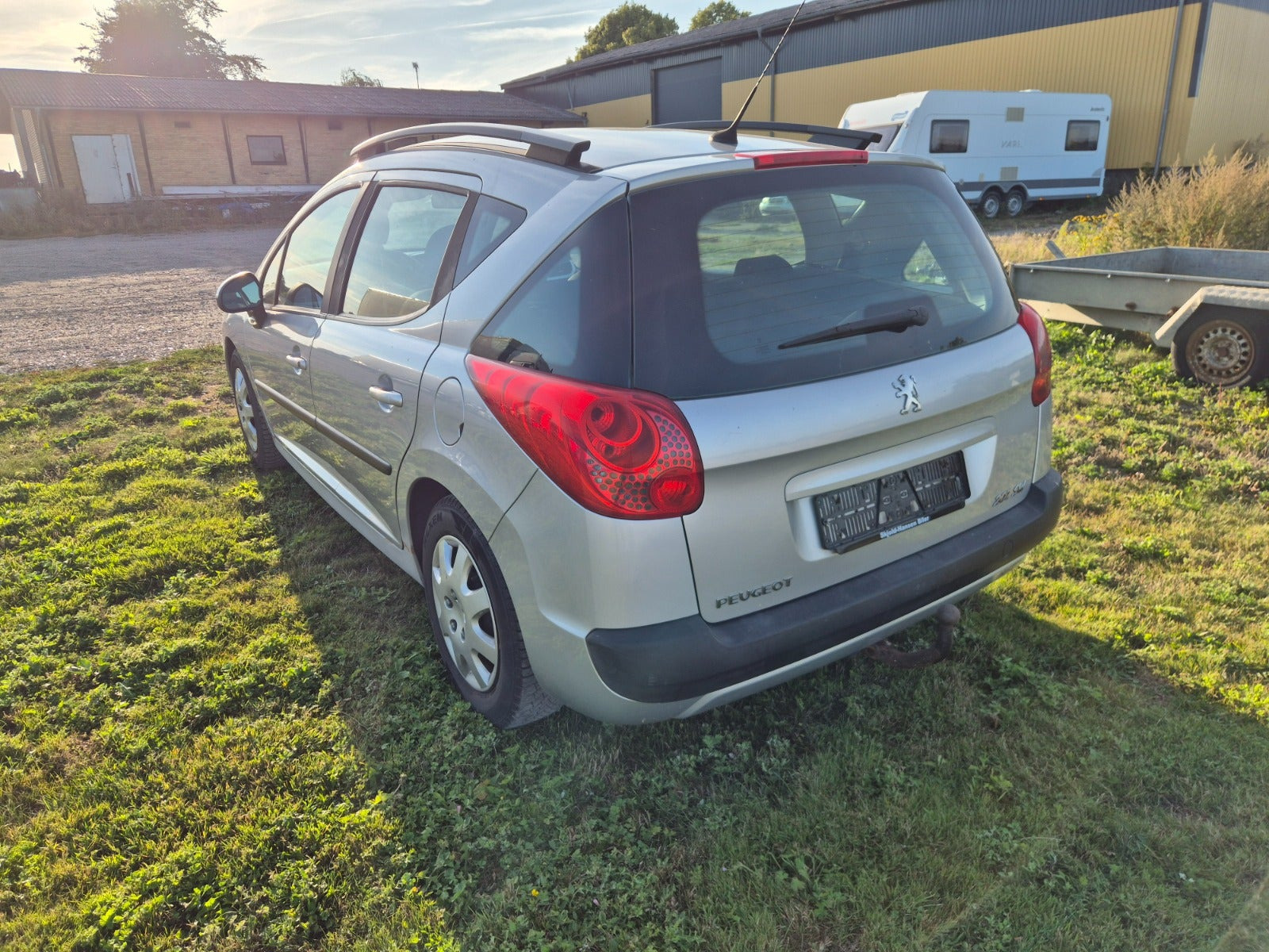 Sølv Peugeot 207 fra 2008