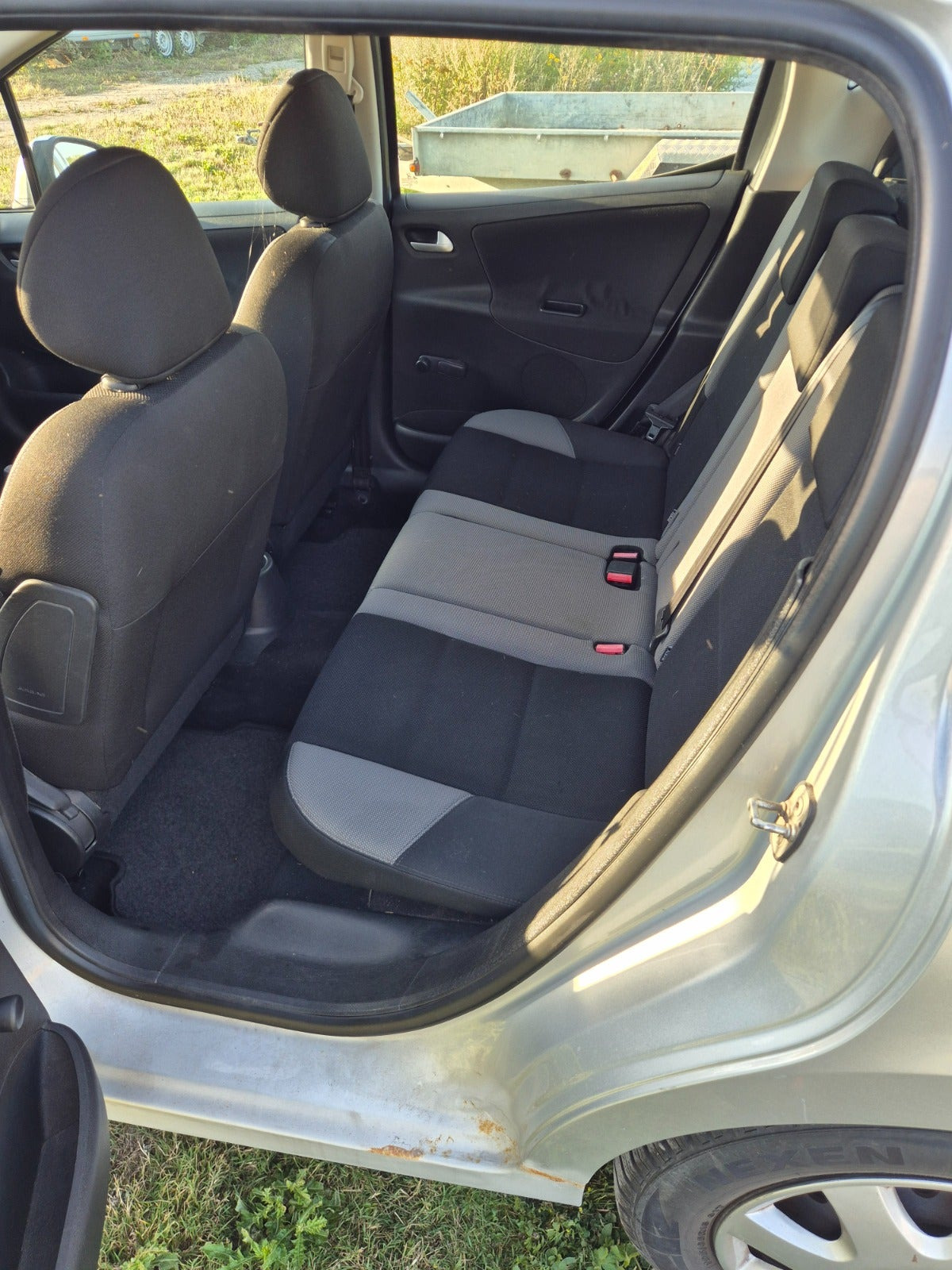 Sølv Peugeot 207 fra 2008