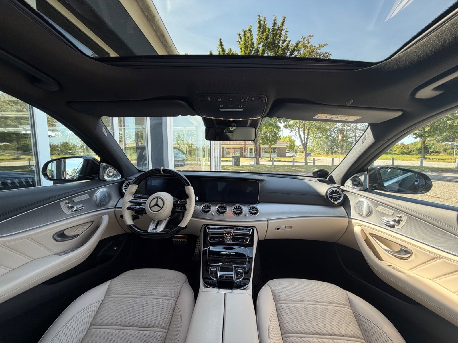 Sort Mercedes E63 fra 2018