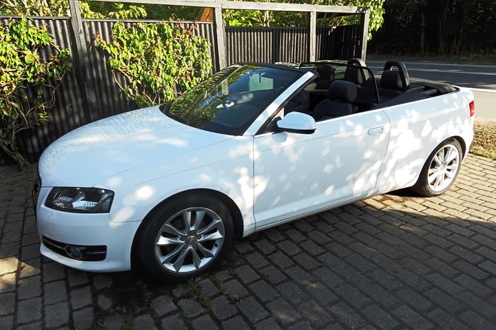 Hvid Audi A3 Cabriolet fra 2013