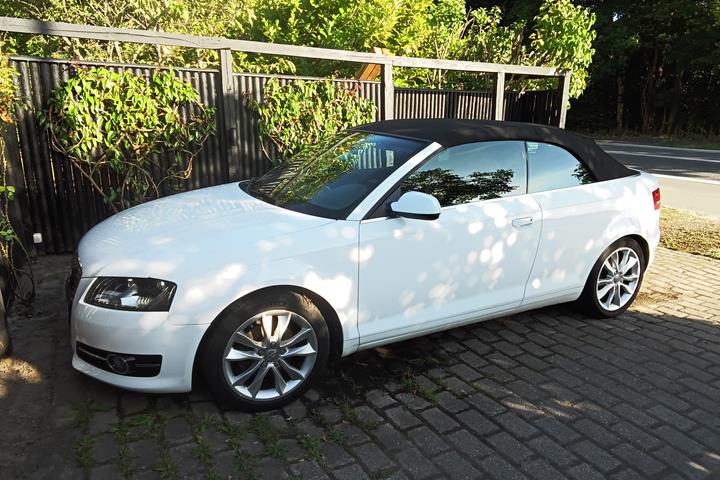 Hvid Audi A3 Cabriolet fra 2013