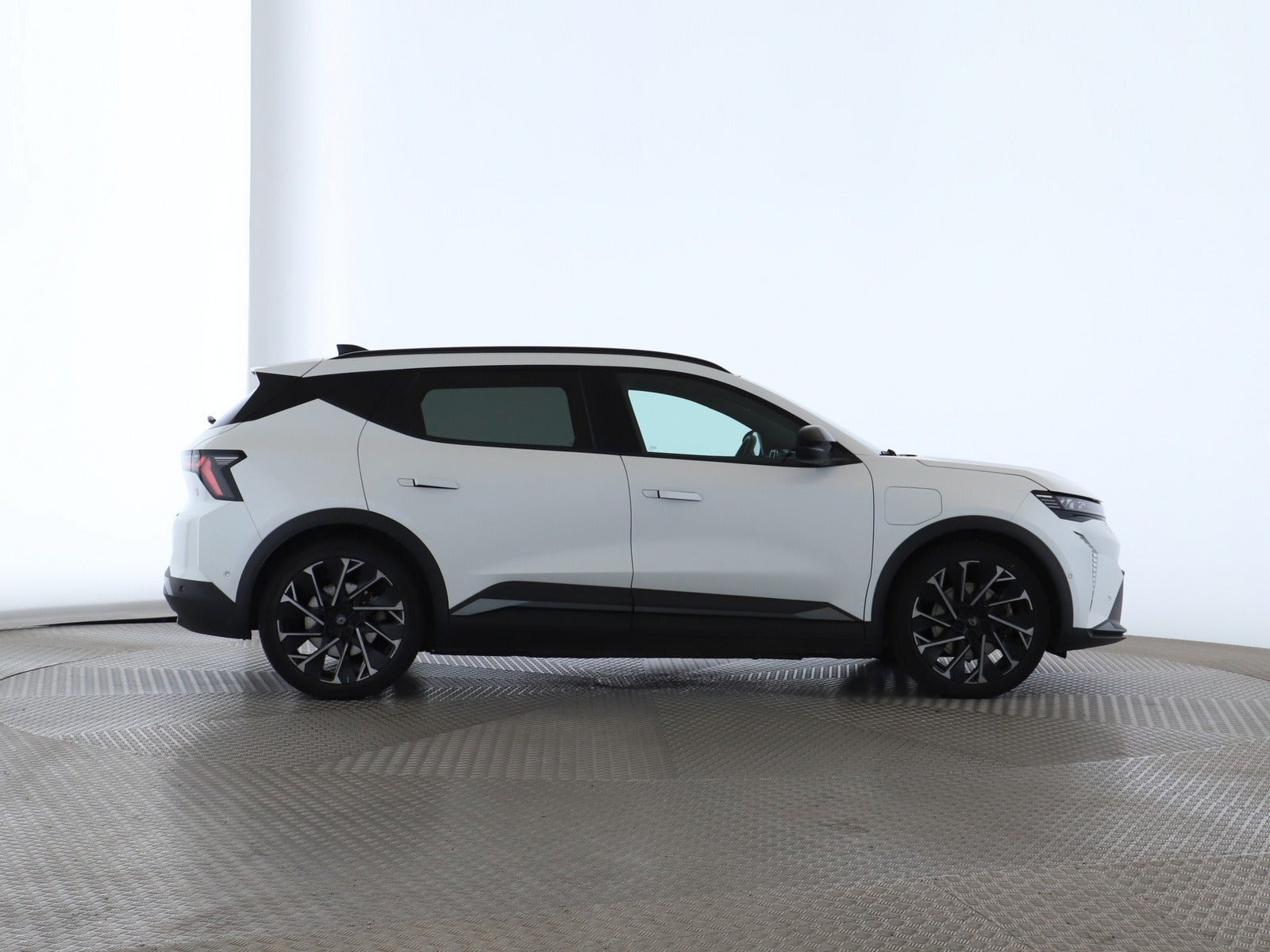 Hvid Renault Scenic E-Tech fra 2026