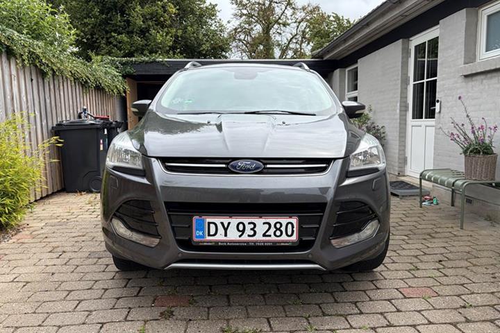 undefined Ford Kuga fra 2016