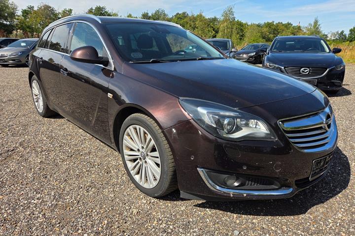 Brun Opel Insignia fra 2014