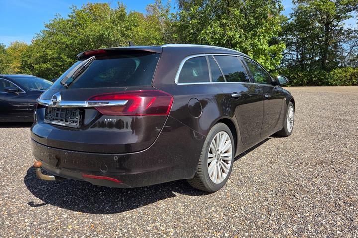 Brun Opel Insignia fra 2014