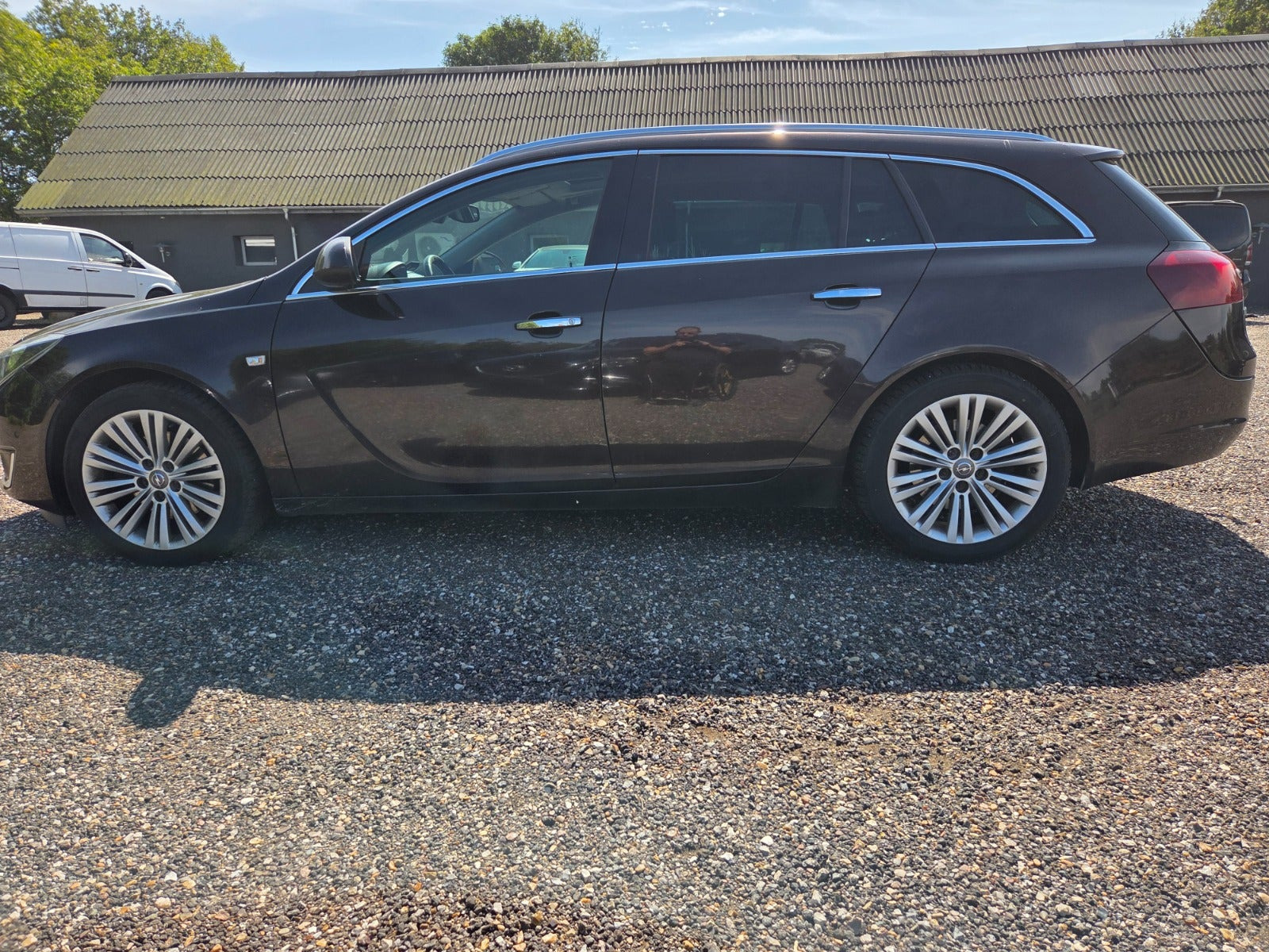 Brun Opel Insignia fra 2014