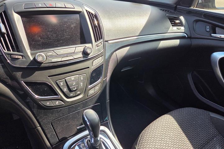 Brun Opel Insignia fra 2014